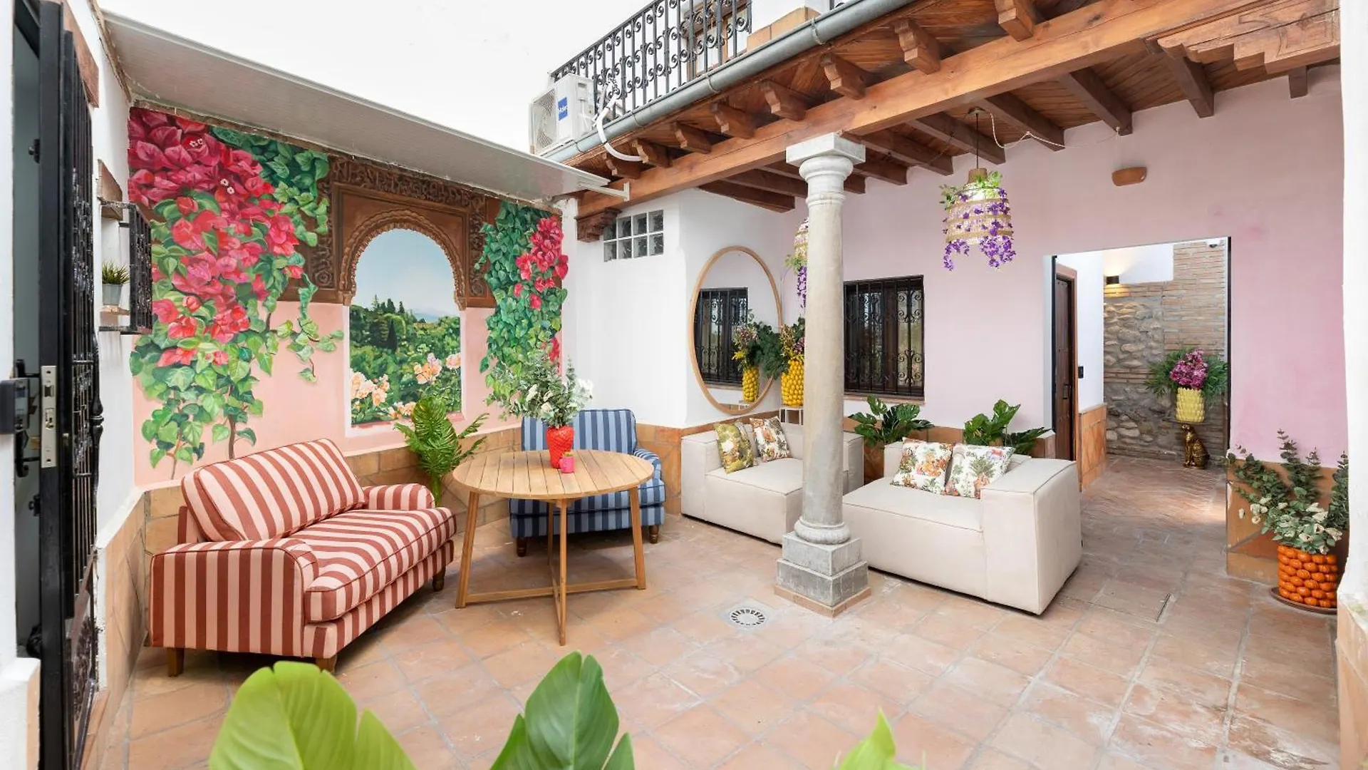 Apartamentos - Pinksparrow - Granada İspanya