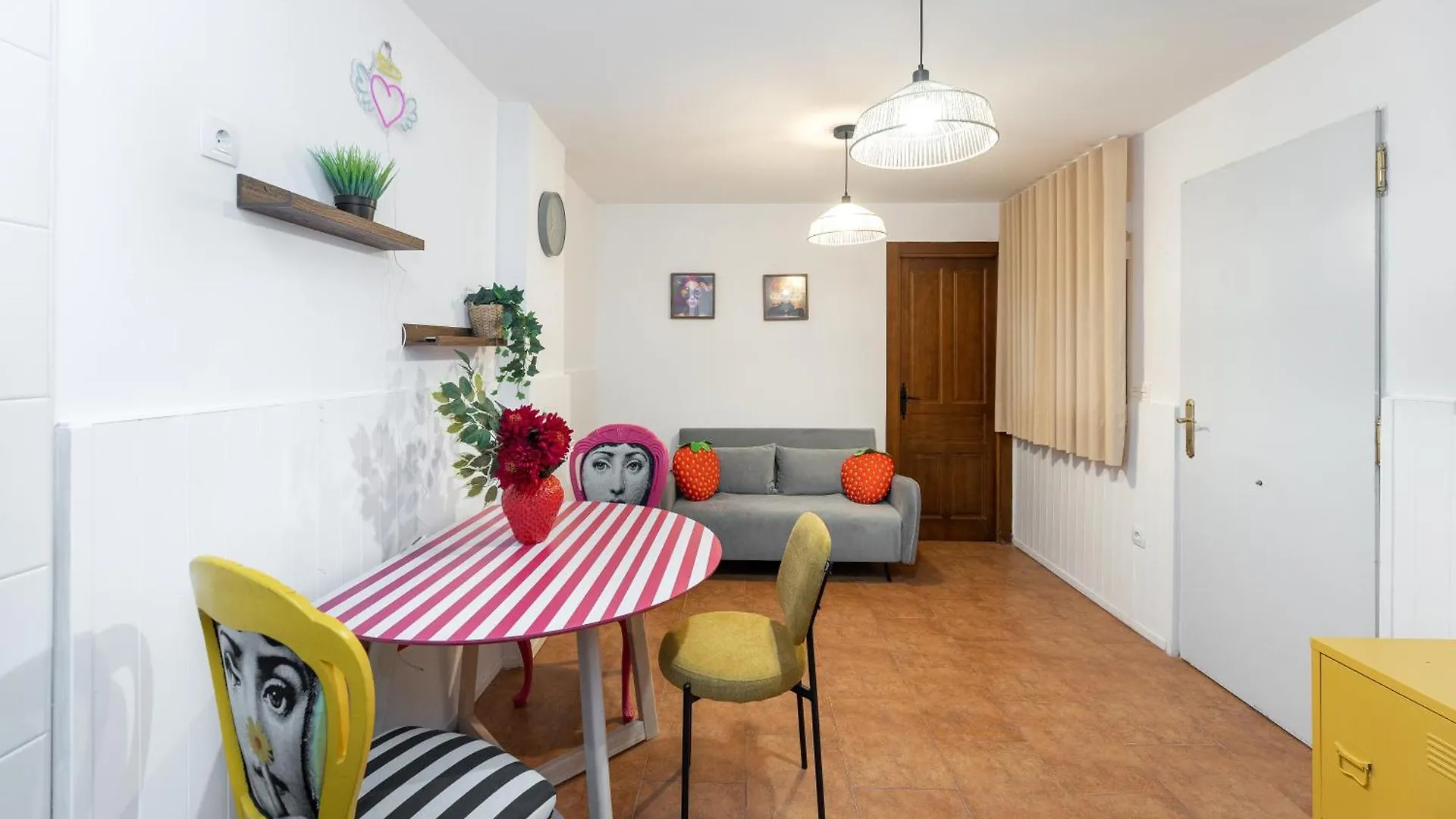 Daire Apartamentos - Pinksparrow - Granada