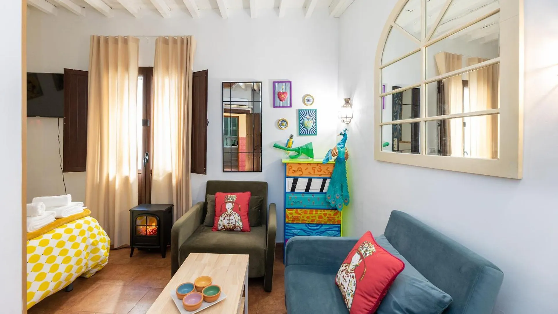 Apartamentos - Pinksparrow - Granada 0*,