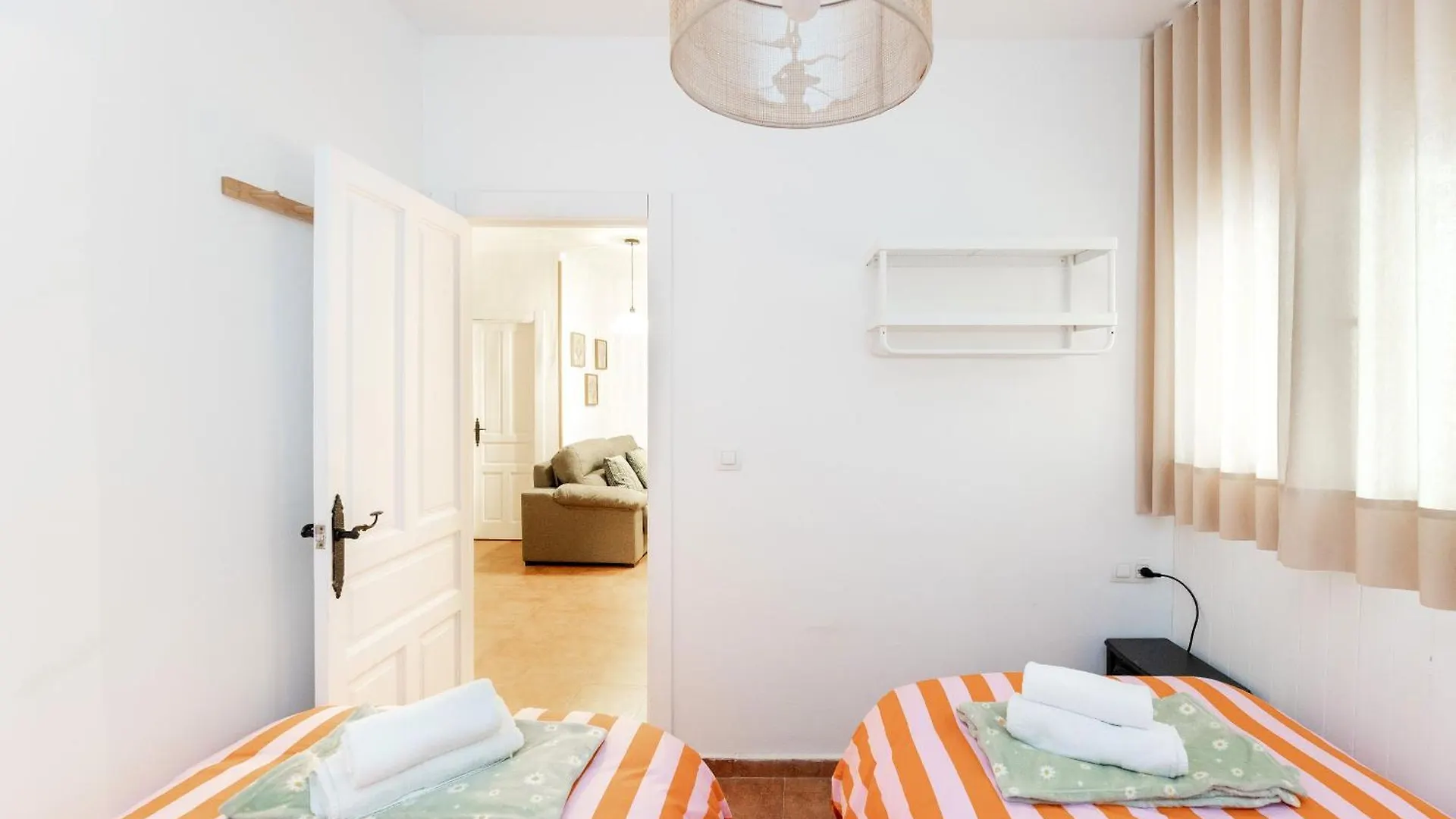 Apartamentos - Pinksparrow - Granada İspanya