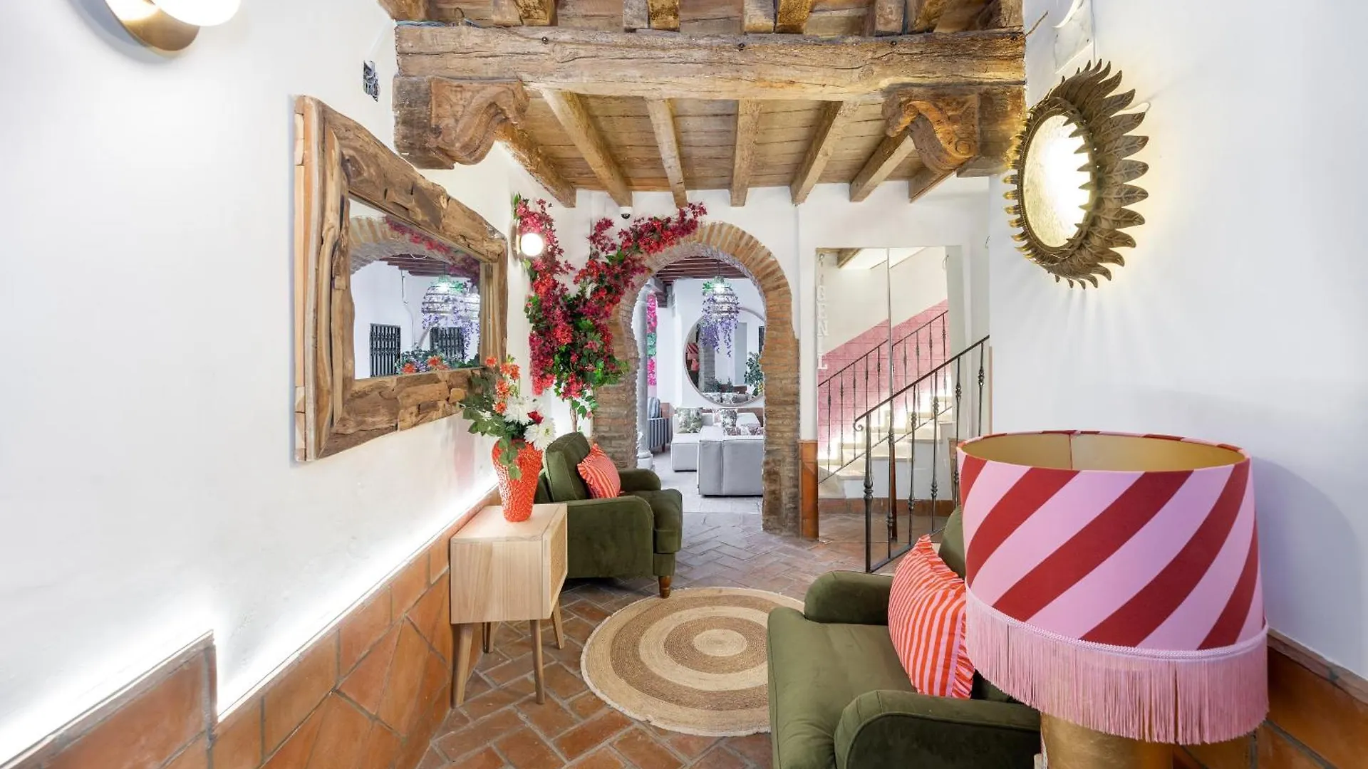 Apartamentos - Pinksparrow - Granada Apartman