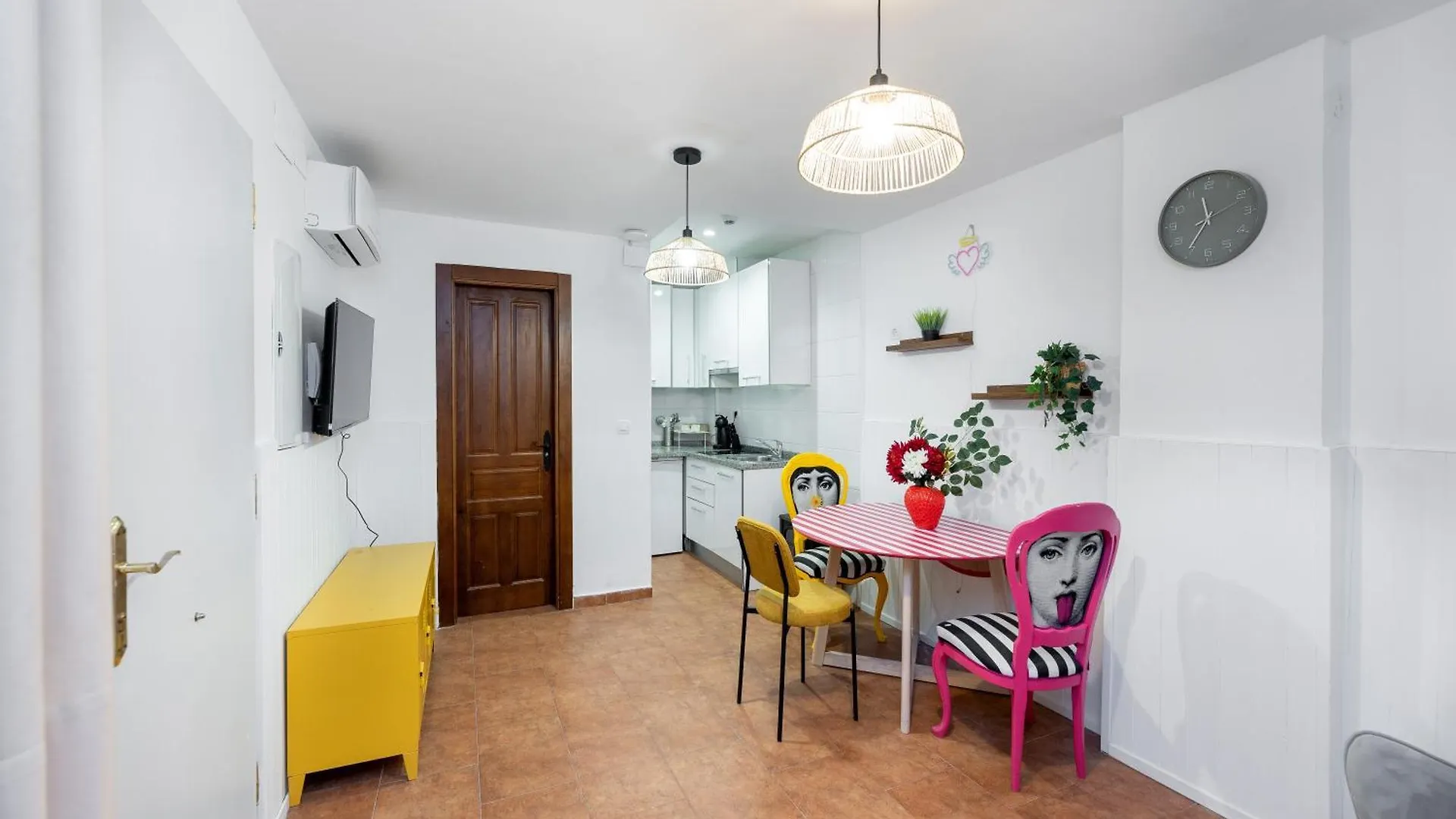 Apartamentos - Pinksparrow - Granada